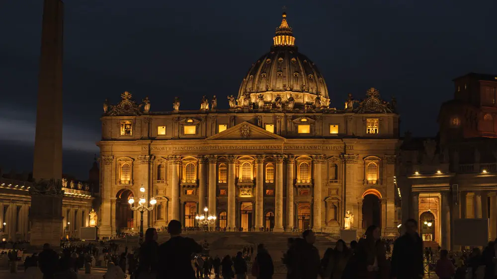 St Peter's Basilica facts