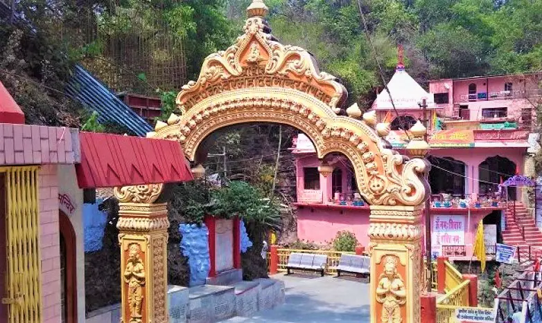Places To Visit In Dehradun Tapekeshwar  temple