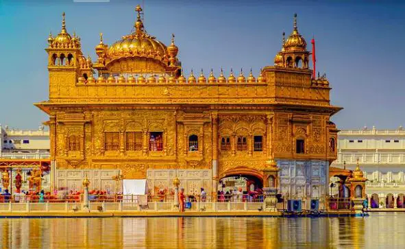Best Places To Go In Amritsar golden temple